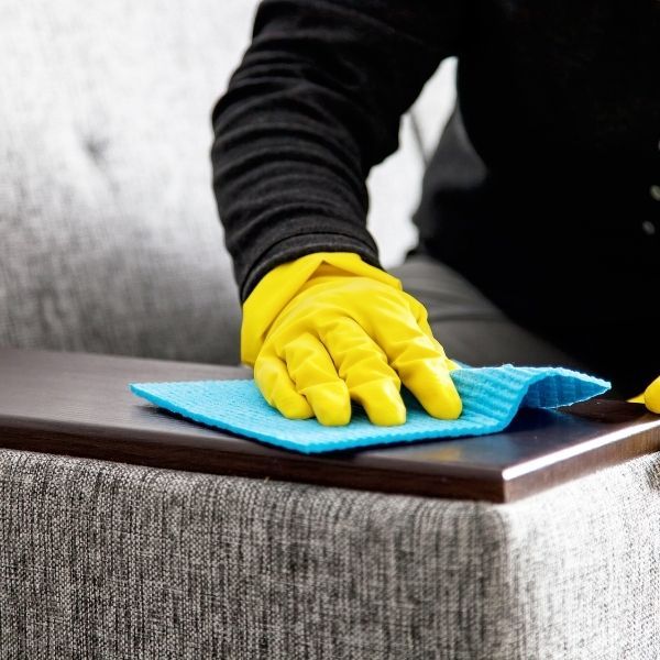 Handschuhe schützen deine Hände beim Putzen!